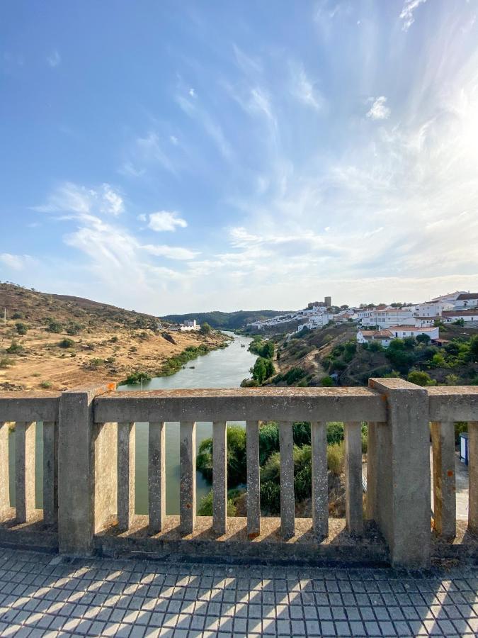 Casa Dos Chocalhos-Piscina-Perto Praia Fluvial-Vista Incrivel E Sossego Mértola المظهر الخارجي الصورة